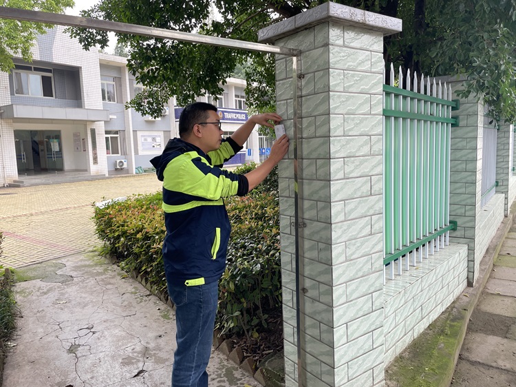 11.14小小语音提示器 大声警示入人心2.jpg